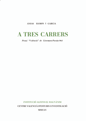 A TRES CARRERS
