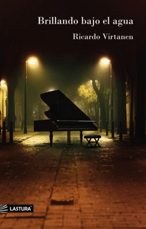 BRILLANDO BAJO EL AGUA