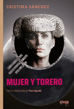 MUJER Y TORERO