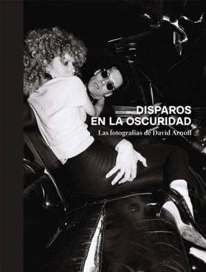 DISPAROS EN LA OSCURIDAD